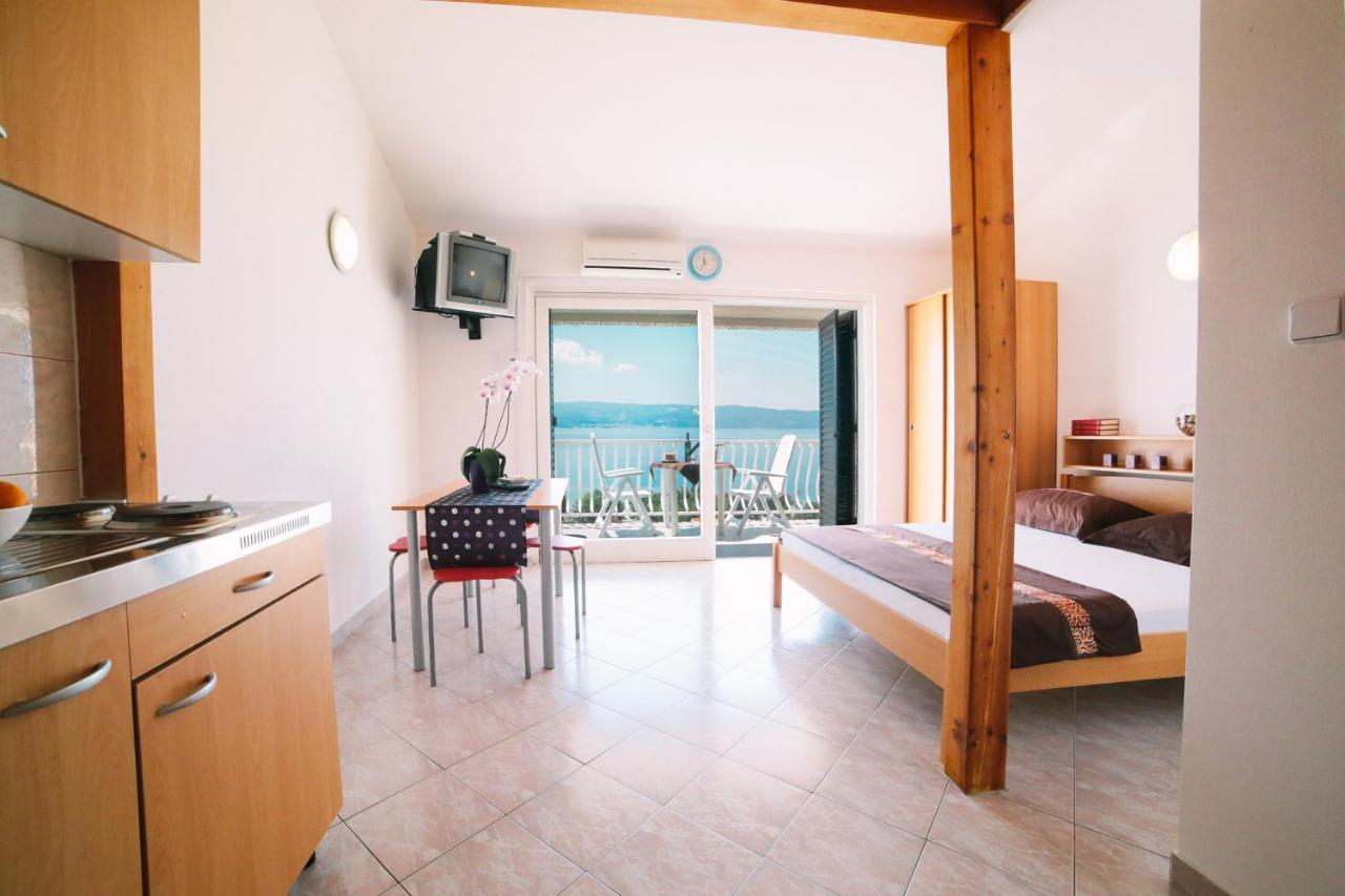 Villa Brigita Omiš Eksteriør billede